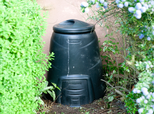 Dolmen Compost Mixer and Aerator : : Garden