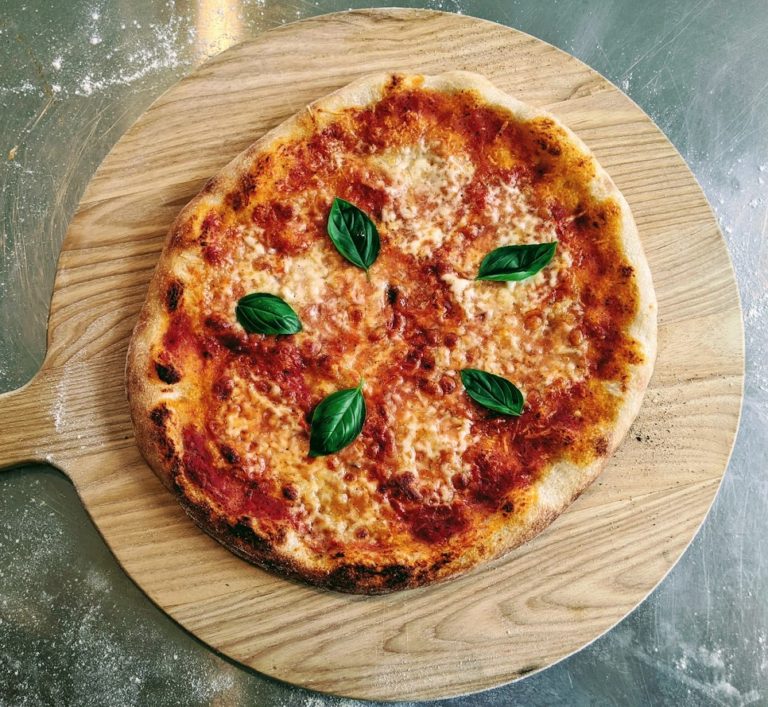 How to make great pizza at home